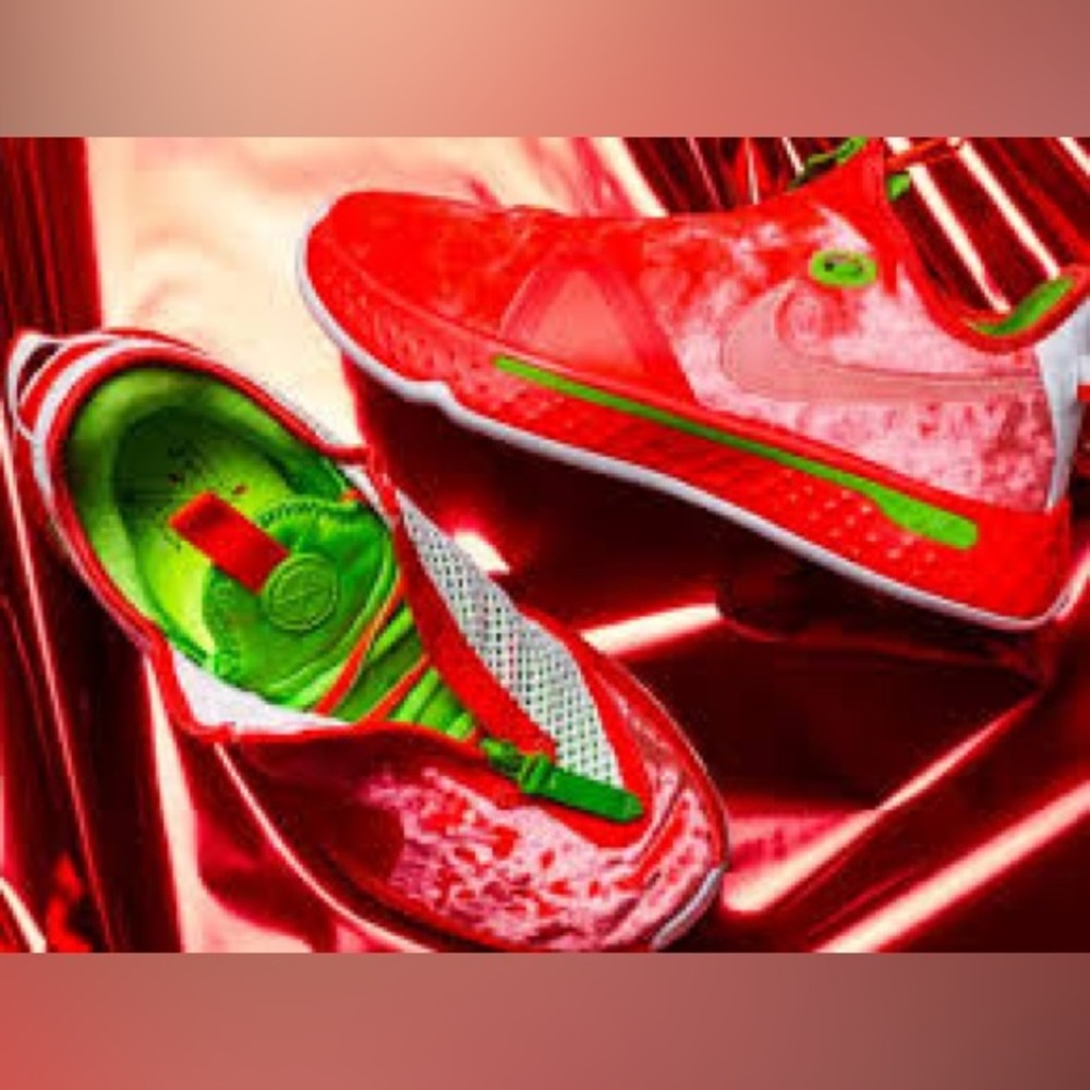Nike Air PG 4 Christmas Edition Men's Sneakers Red Green Size 8 CD5079-602. - Picture 2 of 11